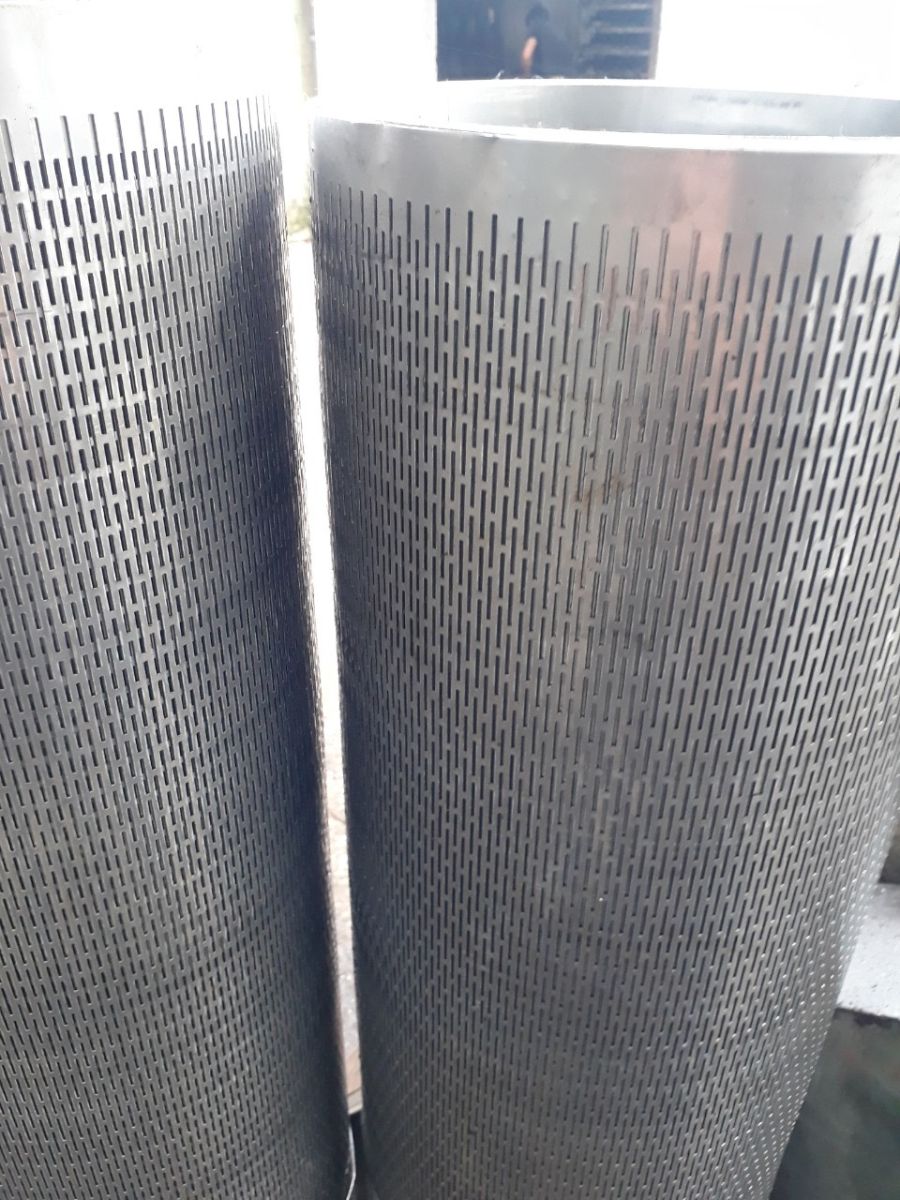 THÉP TẤM ĐỤC LỖ 01